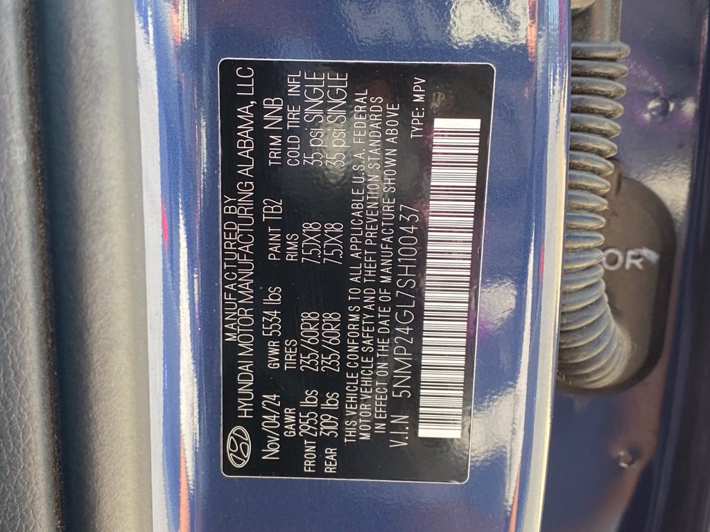 Used 2025 Hyundai Santa Fe SEL FWD image 30
