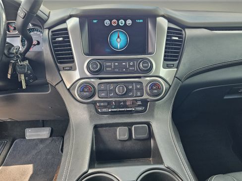 Used 2018 Chevrolet Tahoe LS RWD image 11