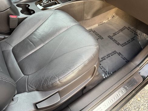 Used 2011 Hyundai Santa Fe Limited w/ Navigation Pkg 4 image 38