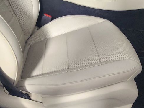 Used 2019 Mercedes-Benz E 450 E 450 4MATIC Sedan 4D image 22