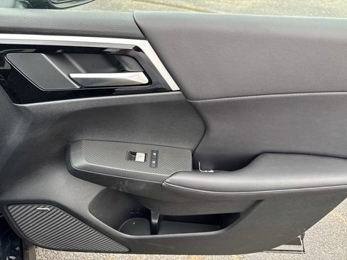 New 2026 Mitsubishi Outlander SE AWD/4WD image 35