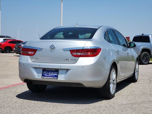 Used 2012 Buick Verano Convenience FWD image 3