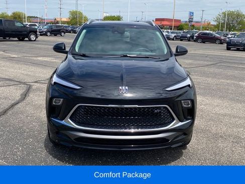 Certified 2024 Buick Encore GX Sport Touring w/ Comfort Package AWD/4WD image 2