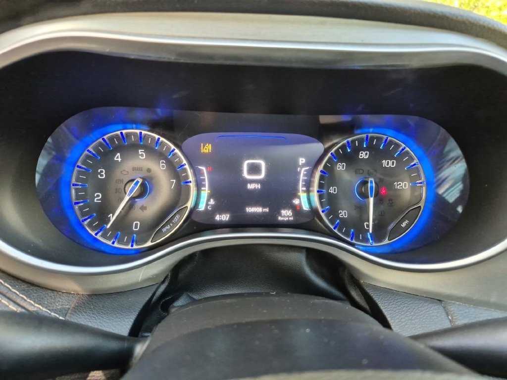 Used 2021 Chrysler Pacifica Limited w/ S Appearance Package AWD/4WD image 19