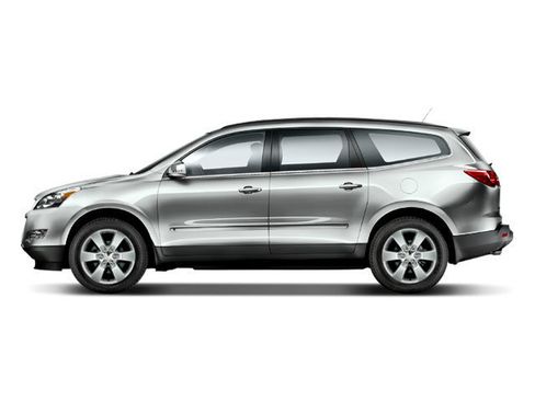 Used 2009 Chevrolet Traverse LT w/ California Edition Package FWD image 3