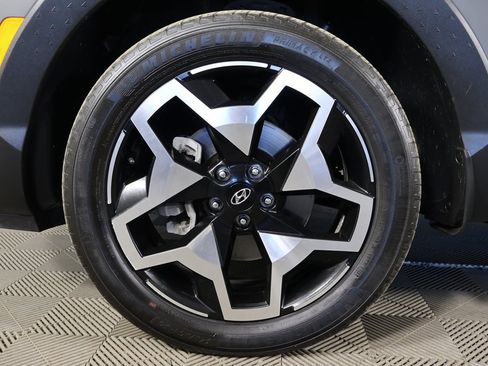 Used 2022 Hyundai Santa Cruz Limited image 22