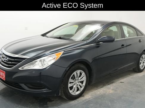 Used 2012 Hyundai Sonata GLS FWD image 3