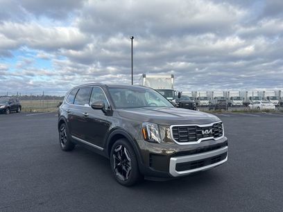 Used 2025 Kia Telluride S