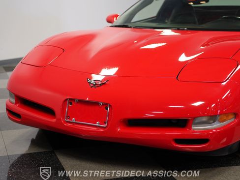 Used 1999 Chevrolet Corvette Convertible w/ Memory Pkg RWD image 20