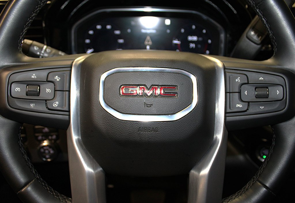 Used 2023 GMC Sierra 1500 Elevation AWD/4WD image 13