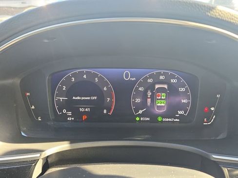 Used 2022 Honda Civic Sport Touring image 9