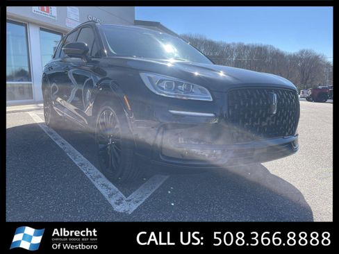 Used 2023 Lincoln Corsair Reserve w/ Equipment Group 201A image 7