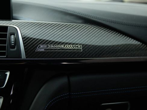 Used 2017 BMW M3 RWD image 49