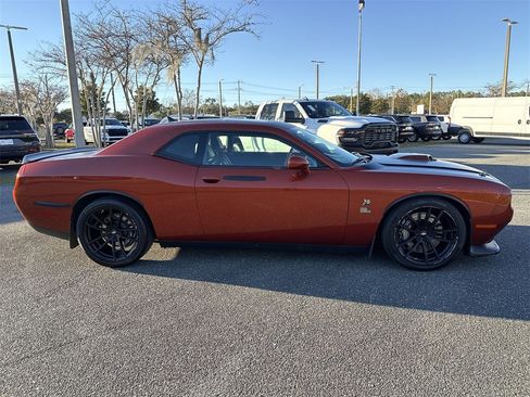 Used 2020 Dodge Challenger R/T Scat Pack image 2
