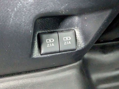 Used 2021 Toyota 4Runner SR5 Premium AWD/4WD image 35