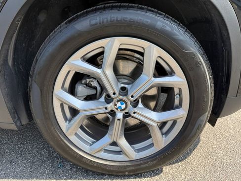 Used 2025 BMW X4 xDrive30i w/ Premium Package AWD/4WD image 17