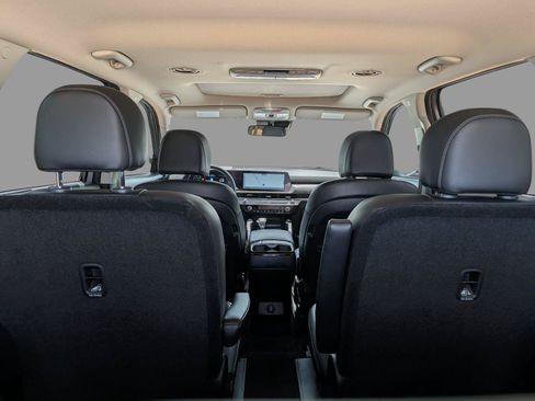 Used 2024 Kia Telluride S w/ S Sunroof Package FWD image 34