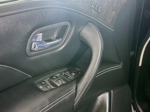 Used 2020 INFINITI QX80 Luxe w/ Proassist Package image 15