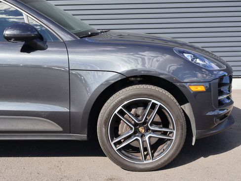 Used 2021 Porsche Macan AWD/4WD image 9