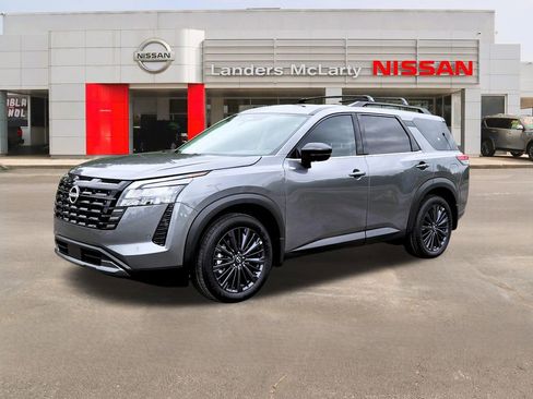 New 2026 Nissan Pathfinder SL w/ SL Premium Package FWD image 7