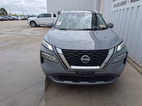 Used 2023 Nissan Rogue SL AWD/4WD image 46