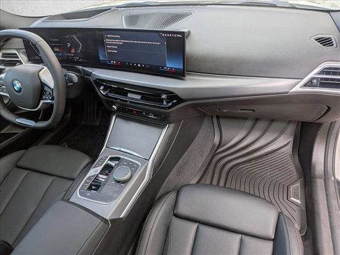 Certified 2025 BMW 230i Coupe w/ Premium Package image 23