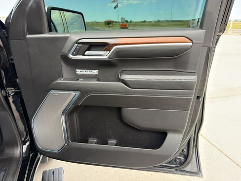Used 2024 GMC Sierra 1500 Denali AWD/4WD image 21