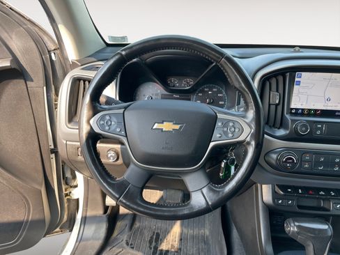 Used 2019 Chevrolet Colorado Z71 AWD/4WD image 14