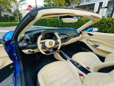 Used 2021 Ferrari F8 Tributo Convertible image 3