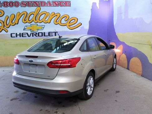 Used 2018 Ford Focus SE image 8