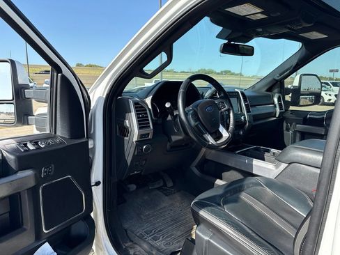 Used 2020 Ford F350 Platinum AWD/4WD image 12
