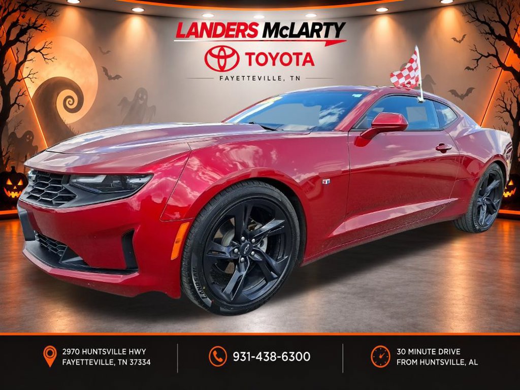 Used 2021 Chevrolet Camaro LT w/ Technology Package RWD image 7