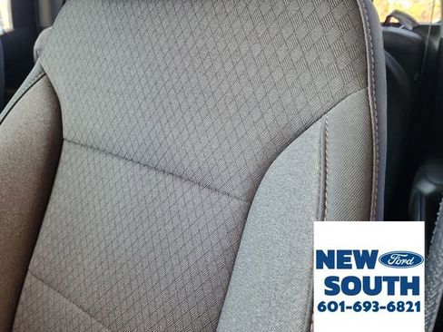 Used 2021 Chevrolet Silverado 1500 LT w/ Z71 Off-Road Package image 15