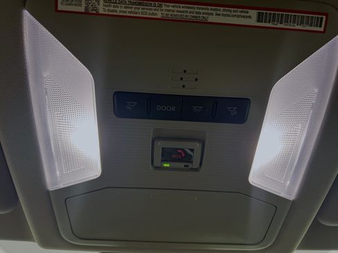 Used 2025 Toyota RAV4 LE AWD/4WD image 21