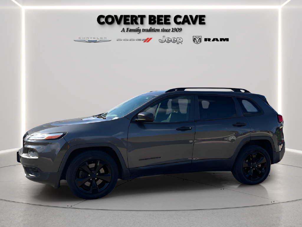 Used 2016 Jeep Cherokee Sport FWD image 5