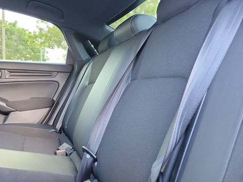 Used 2023 Honda Civic Sport image 17