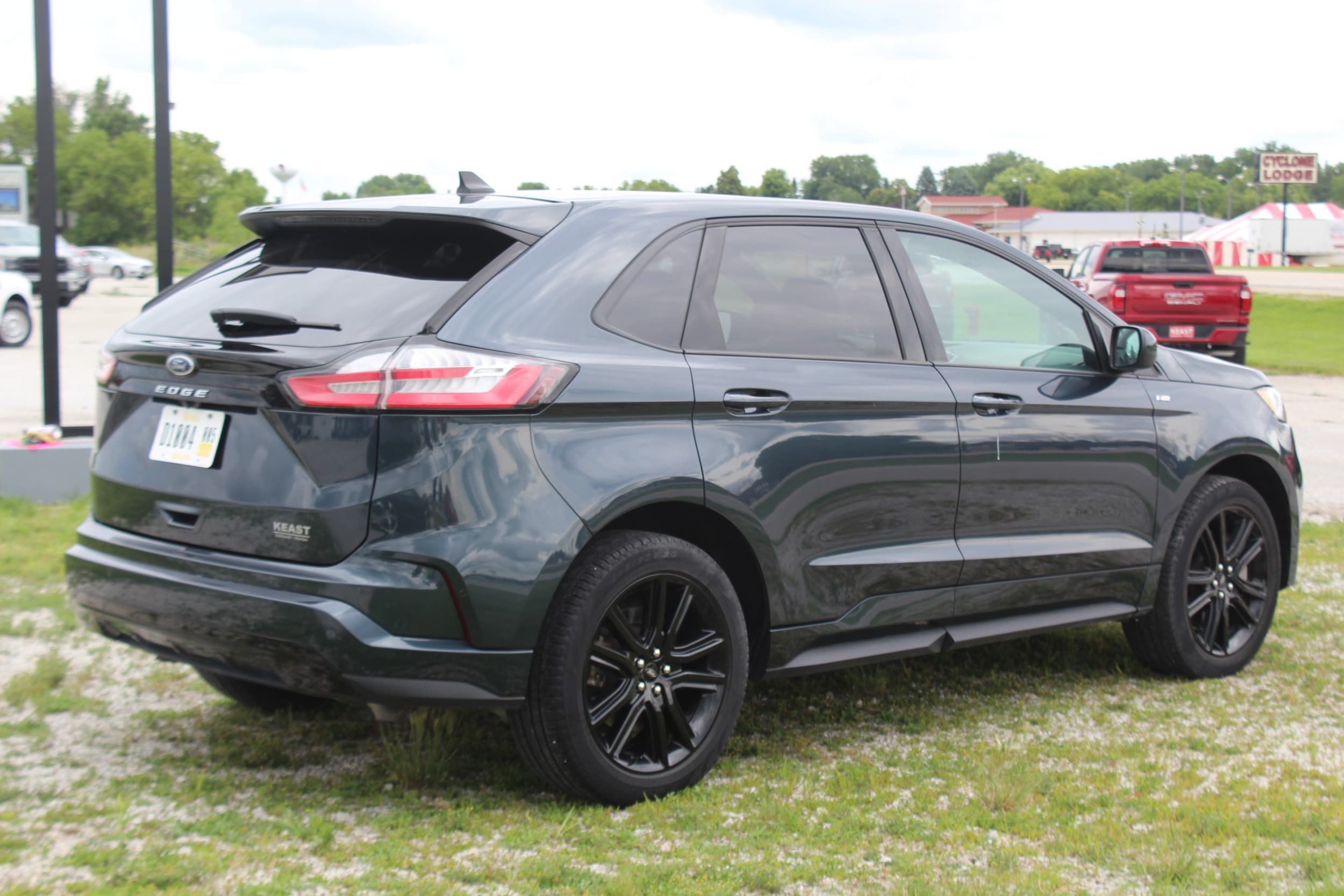 Used 2024 Ford Edge ST-Line AWD/4WD image 5