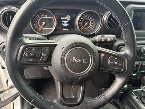 Used 2021 Jeep Wrangler Unlimited Sport image 17