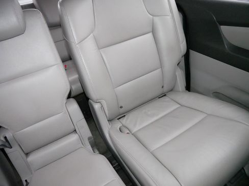 Used 2015 Honda Odyssey EX-L image 14