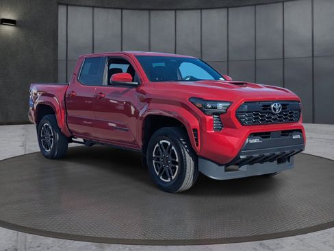 Used 2024 Toyota Tacoma TRD Sport image 8