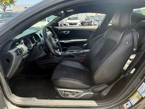 Used 2016 Ford Mustang GT Premium w/ Equipment Group 401A RWD image 9