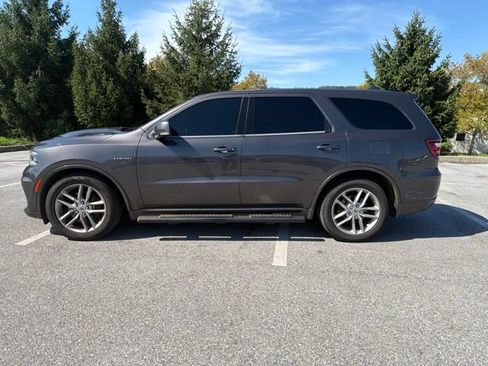 Used 2021 Dodge Durango R/T w/ Technology Group AWD/4WD image 3