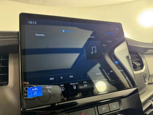 Used 2022 Ford Expedition XLT AWD/4WD image 22