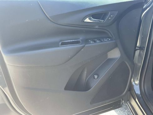 Used 2020 Chevrolet Equinox LT FWD image 15