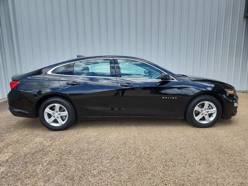 Used 2024 Chevrolet Malibu LS FWD image 23
