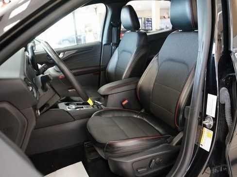 Used 2023 Ford Escape ST-Line Select w/ Tech Pack #2 image 2