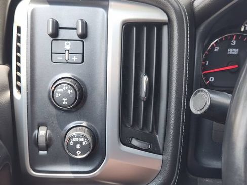 Used 2014 GMC Sierra 1500 SLT w/ Driver Alert Package AWD/4WD image 22