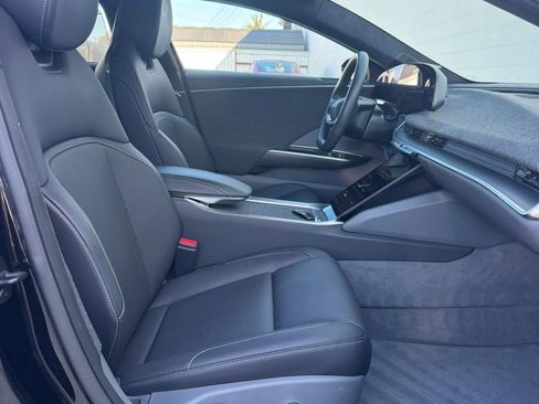 Used 2024 Lucid Air Touring AWD/4WD image 16