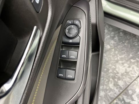 Certified 2024 Chevrolet Trax ACTIV FWD image 7