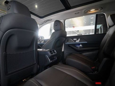 Certified 2026 Mercedes-Benz GLS 450 4MATIC image 29